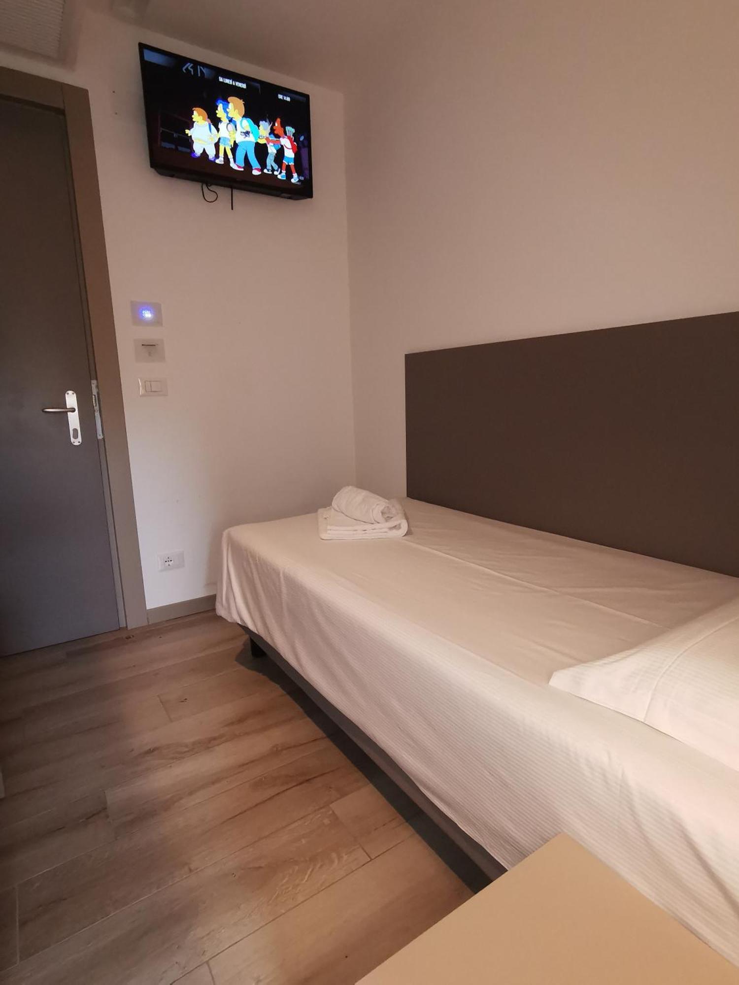 Hotel Sonia トリエステ エクステリア 写真