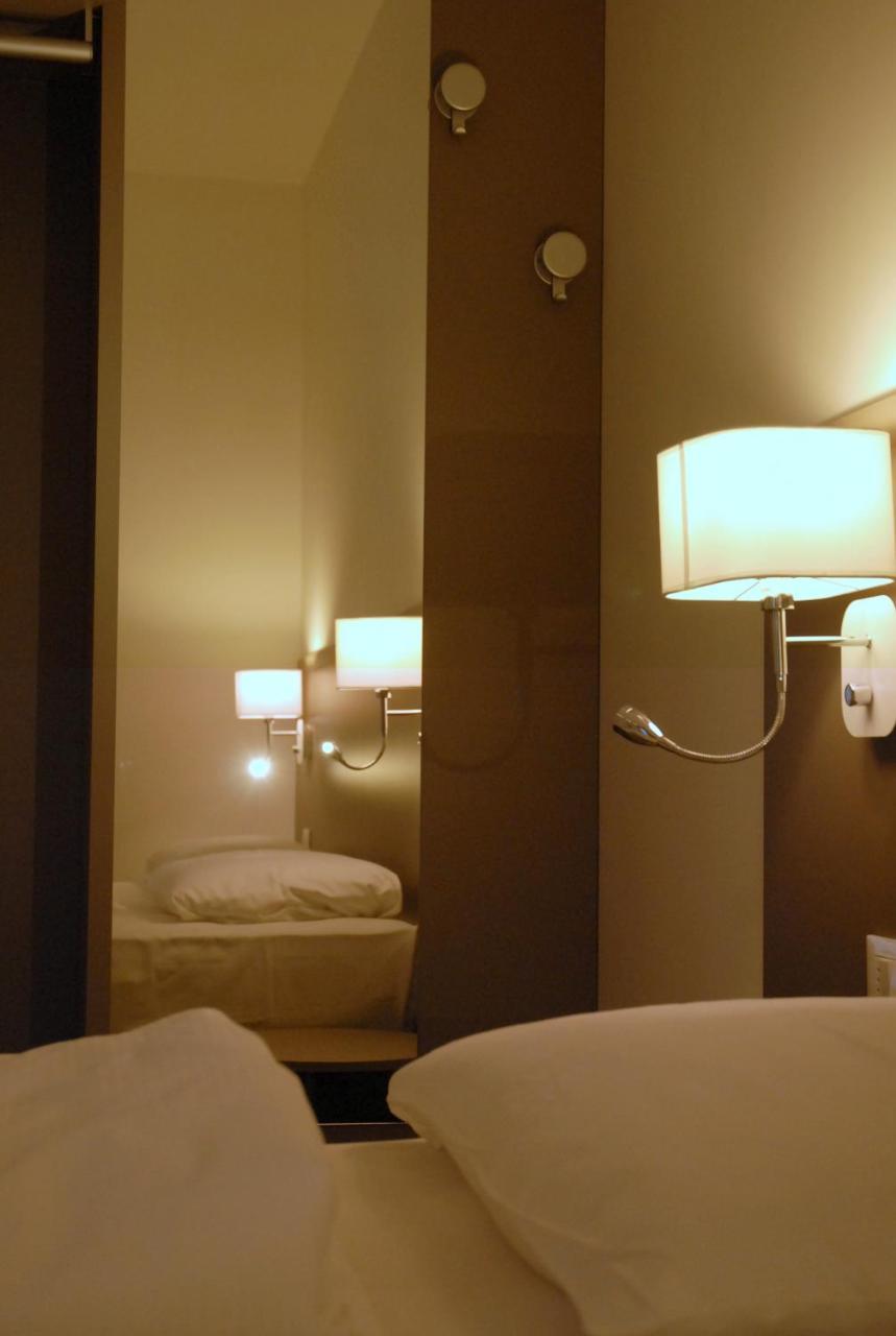 Hotel Sonia トリエステ エクステリア 写真